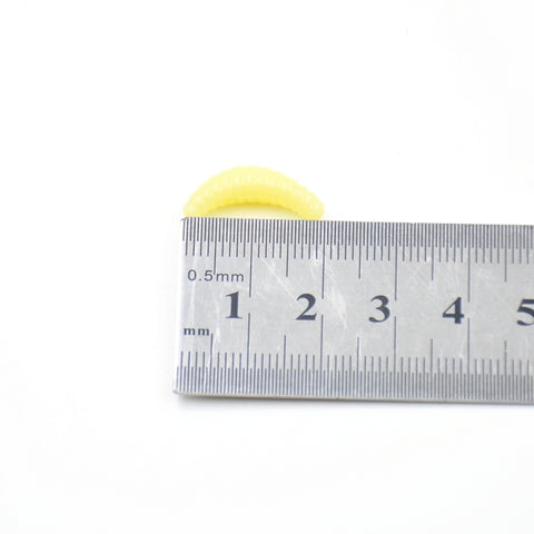 20pcs/lot Soft Fishing Lure 2cm 0.3g maggot Grub Soft Lure Silicone Bait Smell Worms Peche carp Fishing Tackle